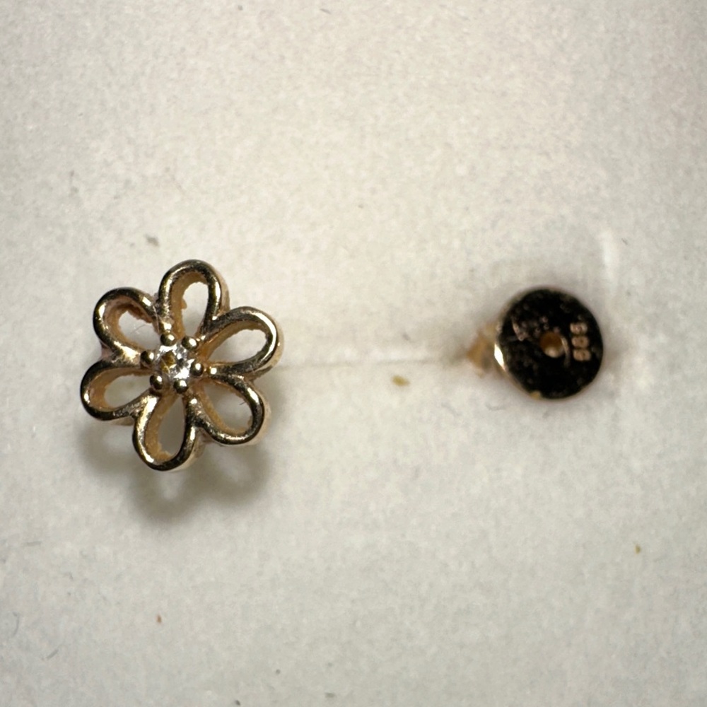 14K Gold Flower Stud Earrings with Center Stone - Picture 6 of 6